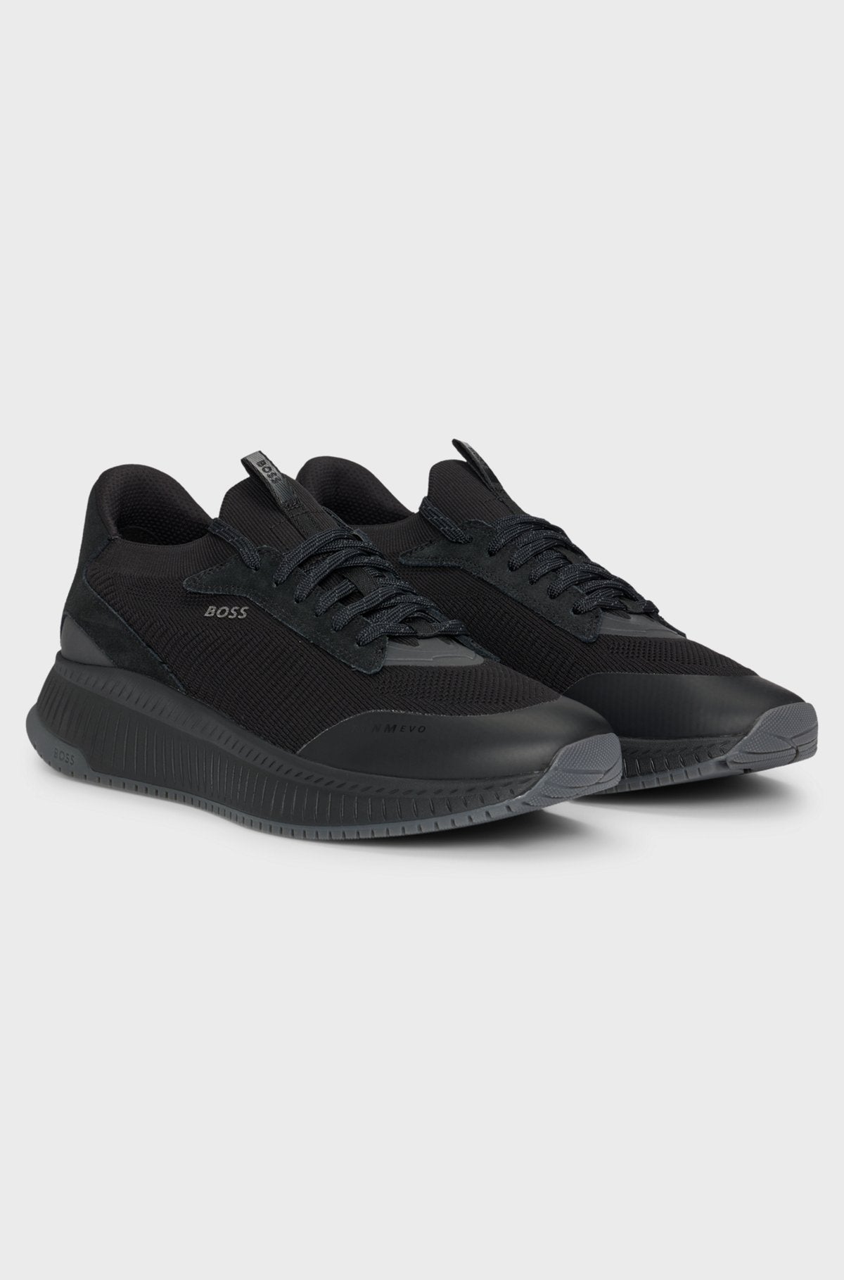 BOSS Black Sneakers
Modern design. Premium finish. Everyday comfort.