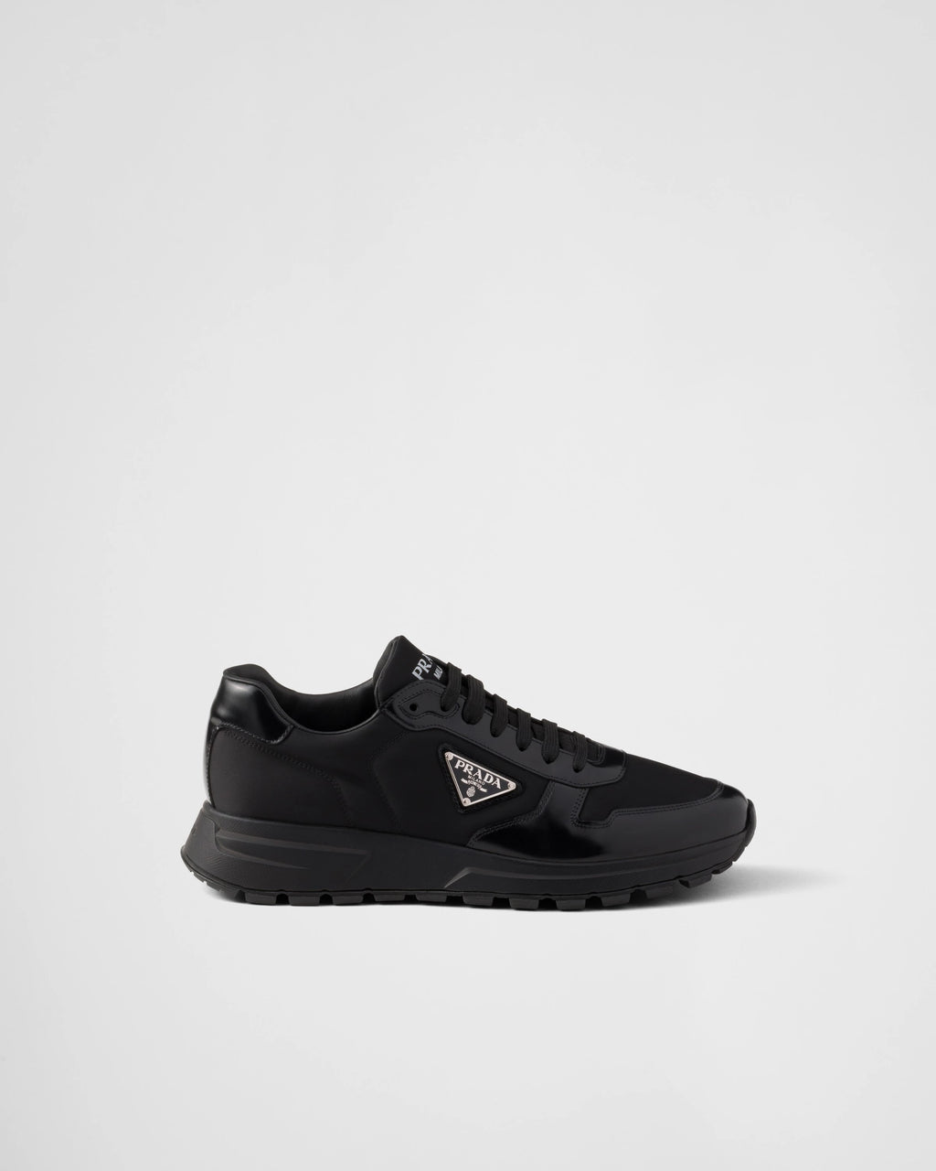 Prada Black Sneakers
Sleek design. Premium look. Timeless style.