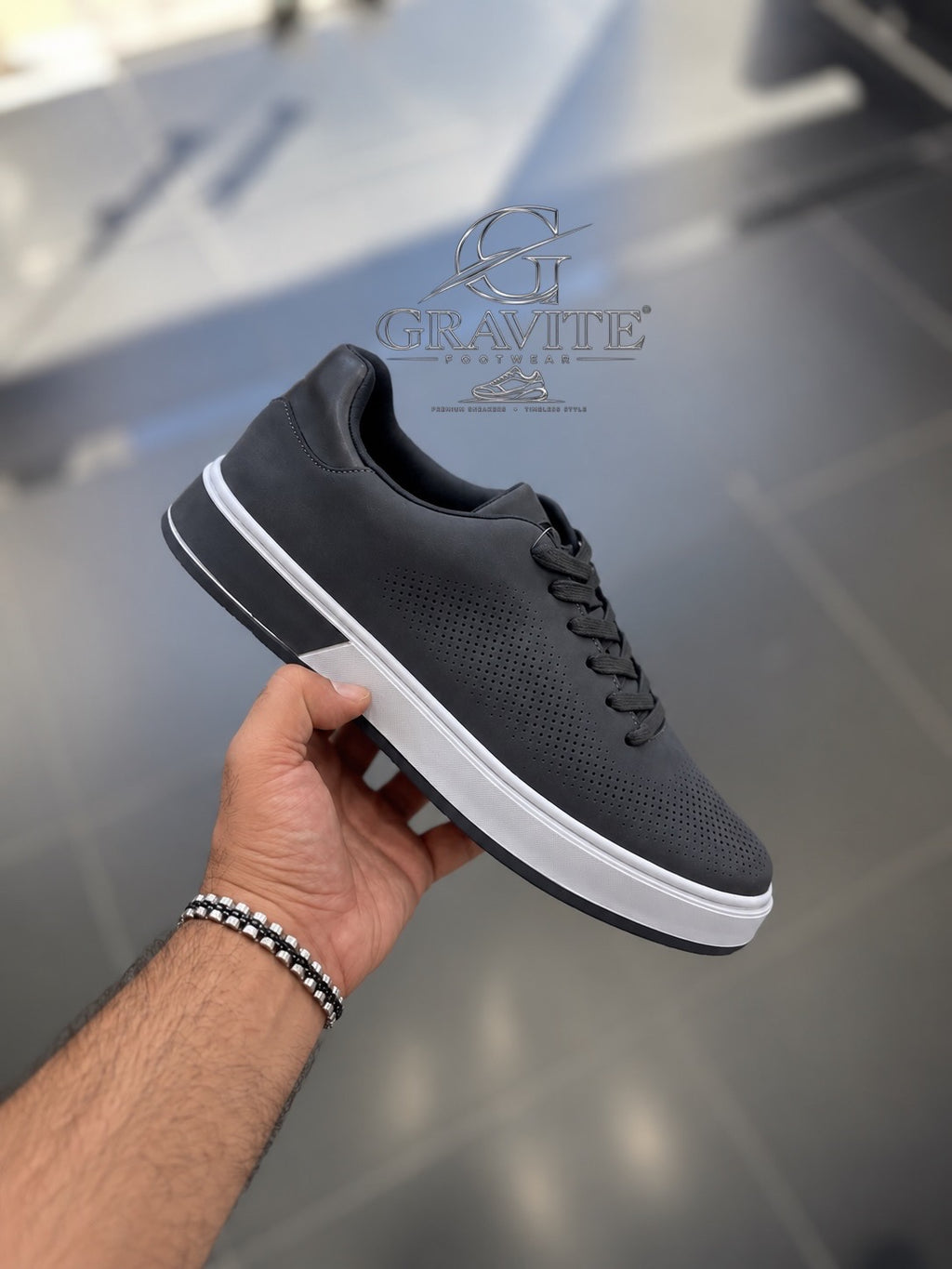 casual shoes